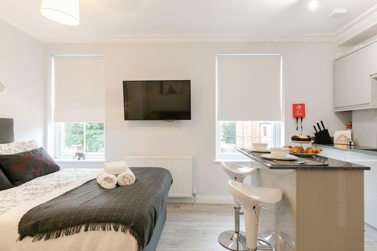 Berkshire Apartment 11Helena House Lux Studio Apartment Reading Eksteriør bilde