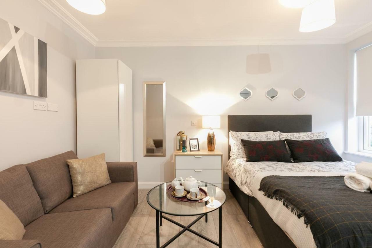 Berkshire Apartment 11Helena House Lux Studio Apartment Reading Eksteriør bilde